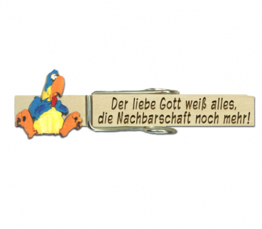 Holzwäscheklammer mit Namen und einem blauen Papagei