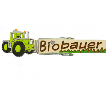 Glupperl mit einem neuen hellgrünen MB Trac