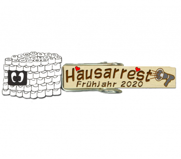 Glupperl mit einer wunderschönen Klopapierburg