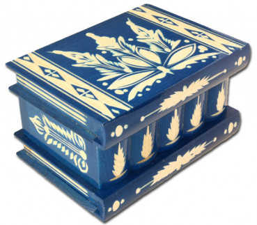 Bücher-Trick-Box mittelblau mit Schnitzerei Gr. 3