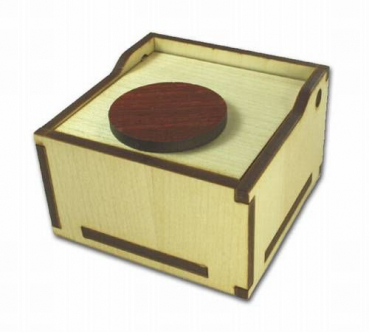 Klappbox mit einem rundem Ornament