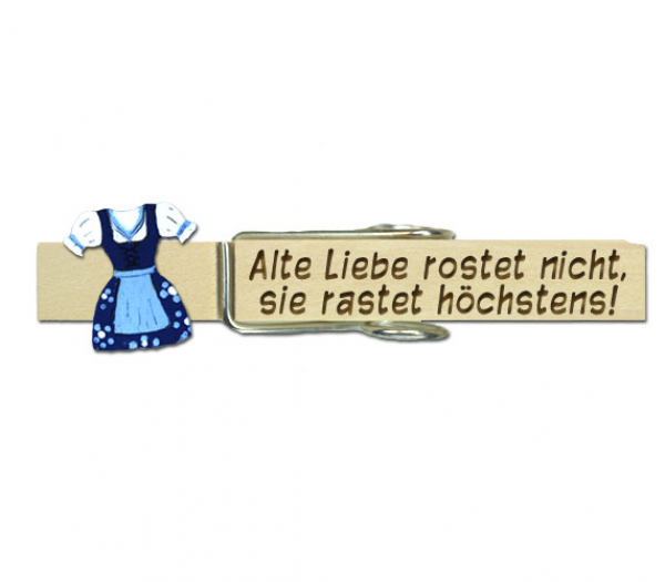 Klupperl mit einem dunkelblauen kurzen Dirndl