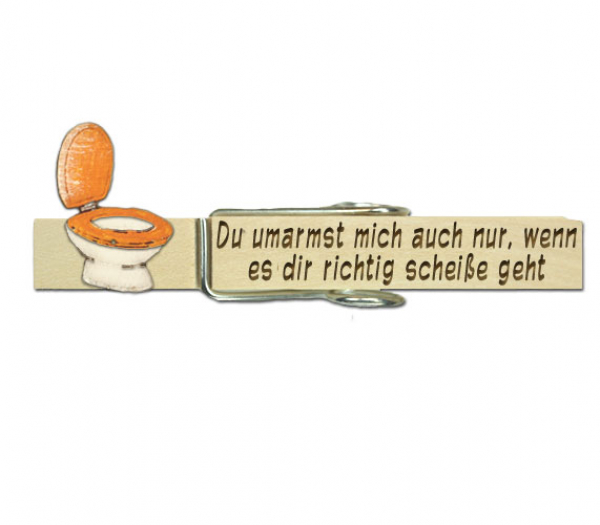 Glupperl mit einer orangen Toilettenschüssel