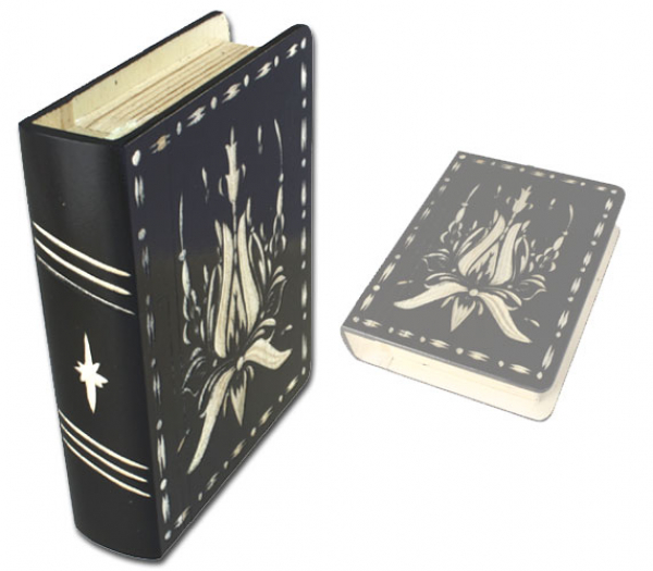 Buch-Trick-Box schwarz mit Schnitzereien