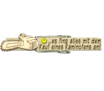 Glupperl mit Namen und einer naturbelassen Motorsäge